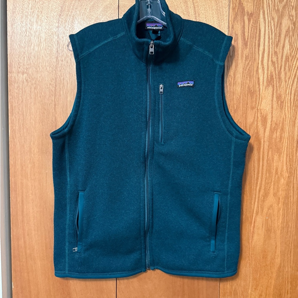 Patagonia Men’s Better Sweater Fleece Vest Color Dark Borealis Green Sty 25882